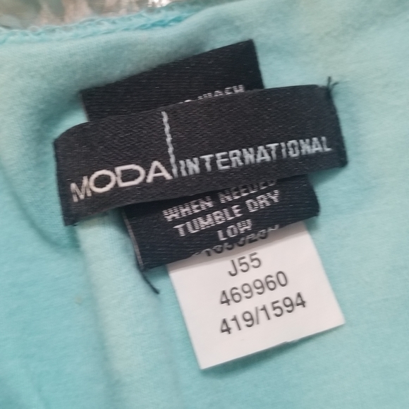 Victoria's secret 'moda international' mint tank top - Picture 3 of 3